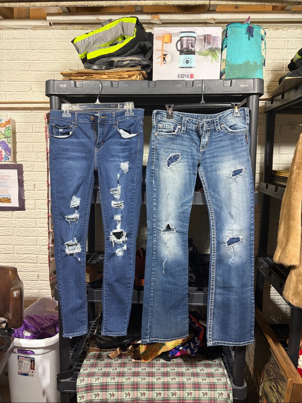 Jeans Women's Distressed Blue Skinny and boot cut Jeans